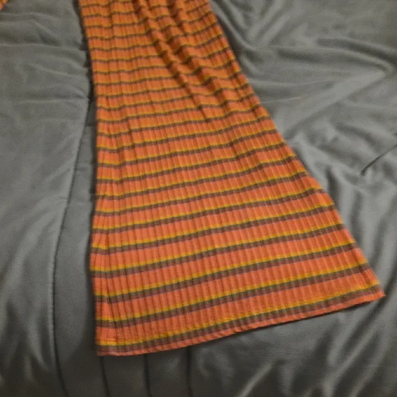 O'Neill Orange and Pink Striped Set - Picture 7 of 8